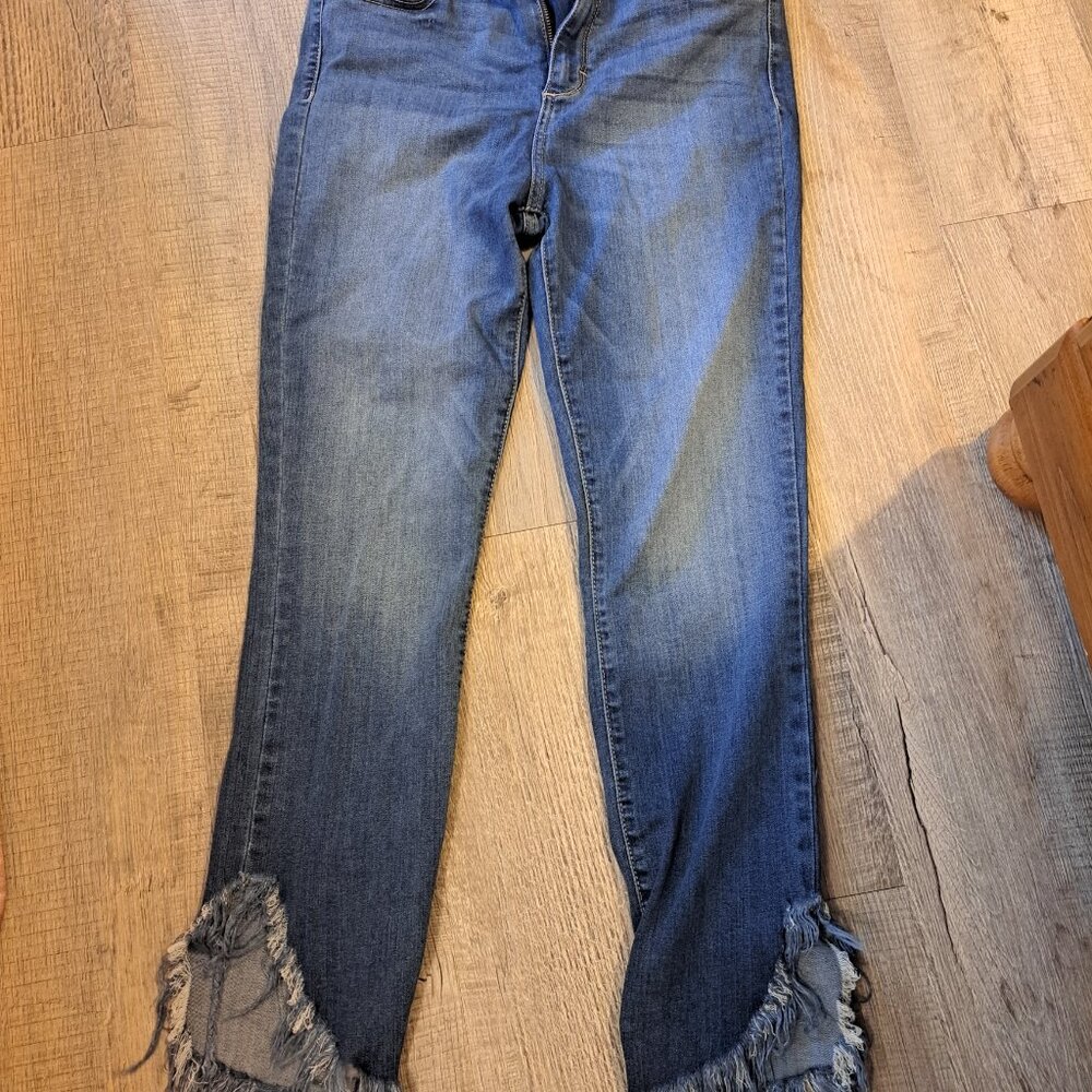 Jeans - Picture 2 of 4